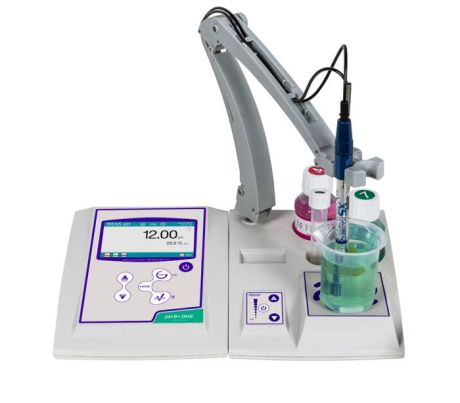 pH 8+ Stirrer asztali pH mérő